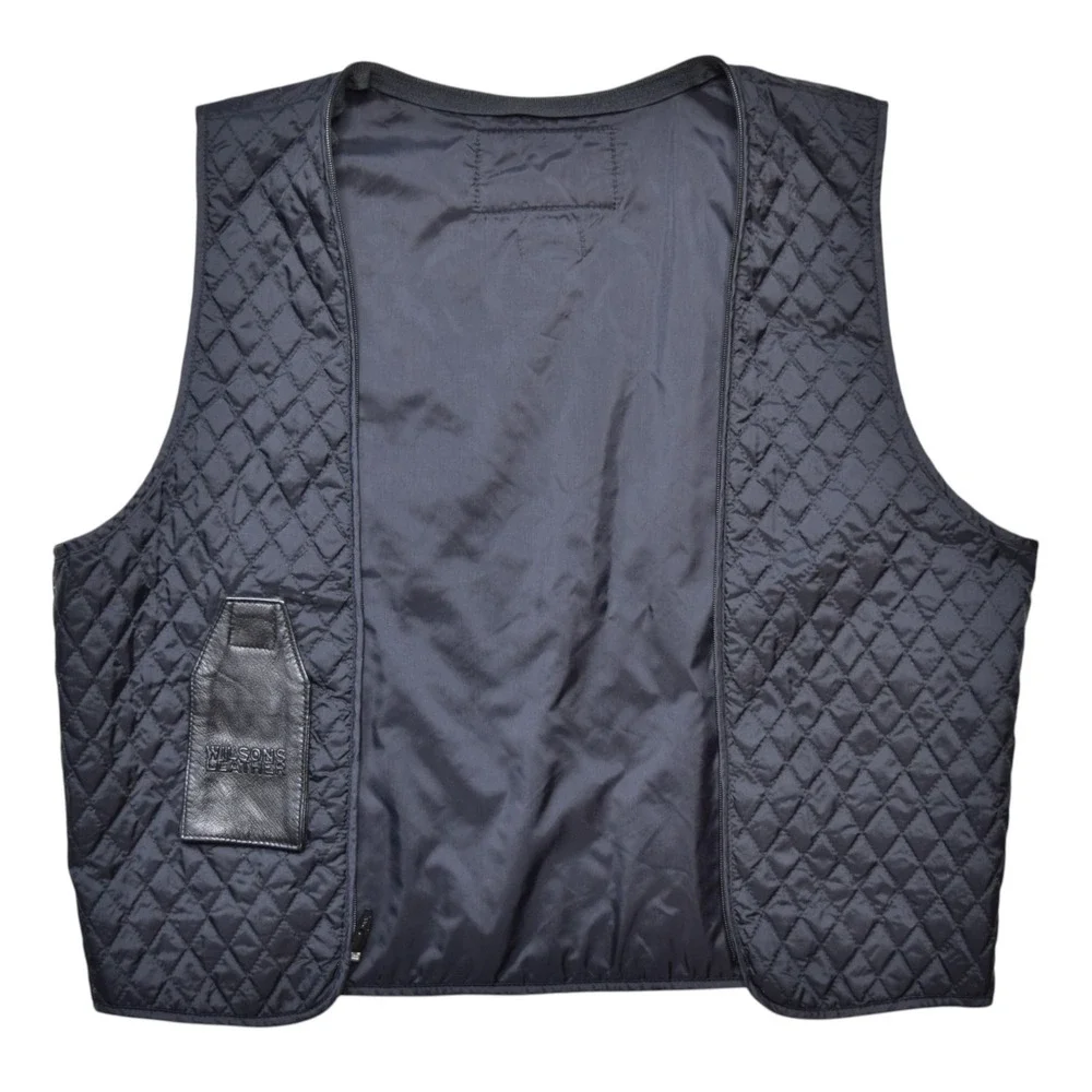Wilsons Leather Men Size S Black Quilted 3M Thinsulate Zipper Vest Liner